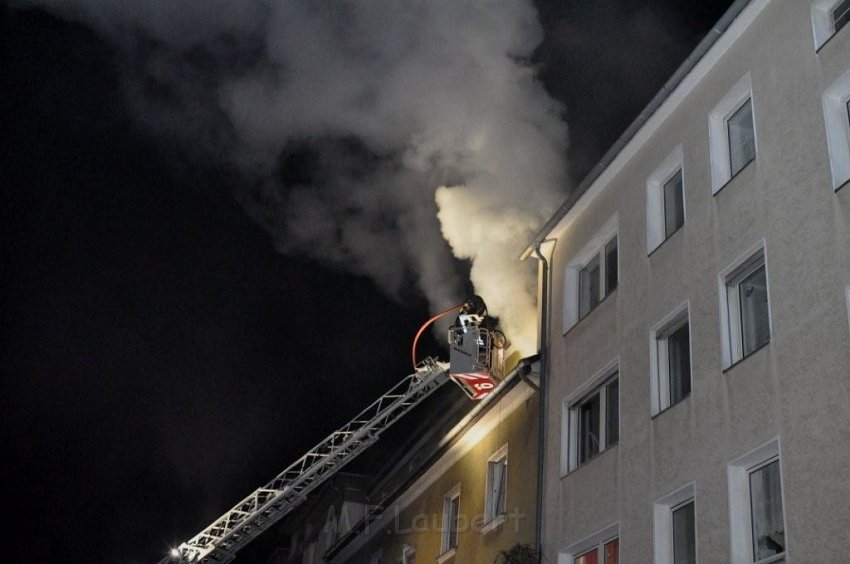 Feuer 2Y Dachwohnung Koeln Buchheim Herlerstr P021.jpg